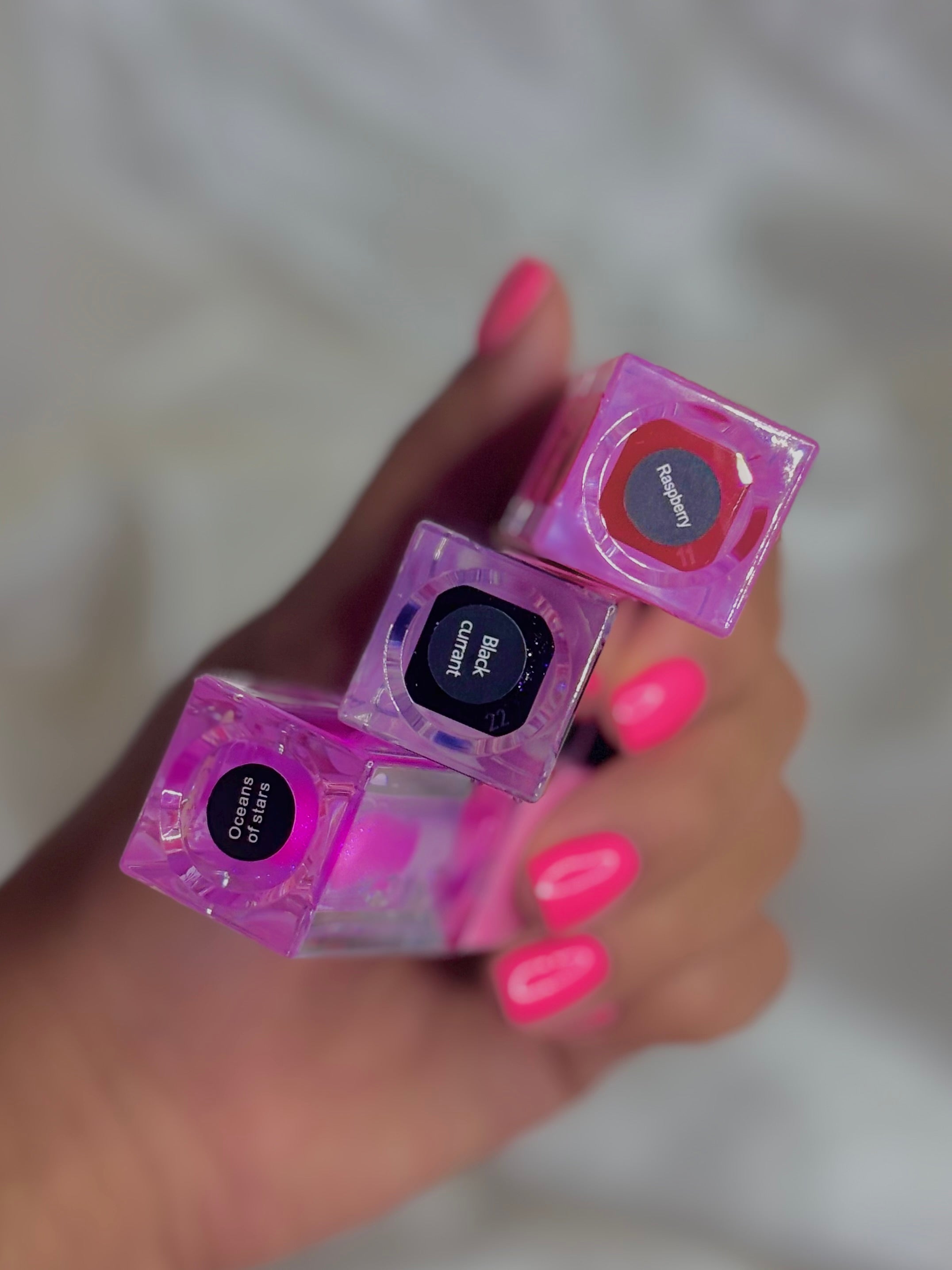 Lip oils