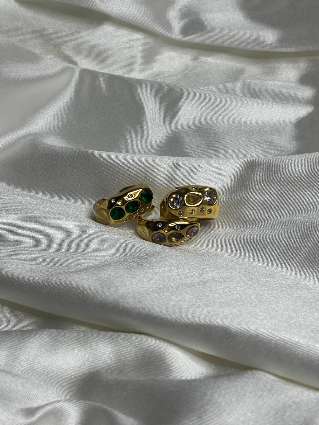 Anillos Akira